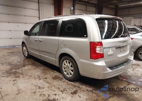 2012 Chrysler Town & Country Touring z USA, uszkodzony, nr VIN 2C4RC1BG9CR188414